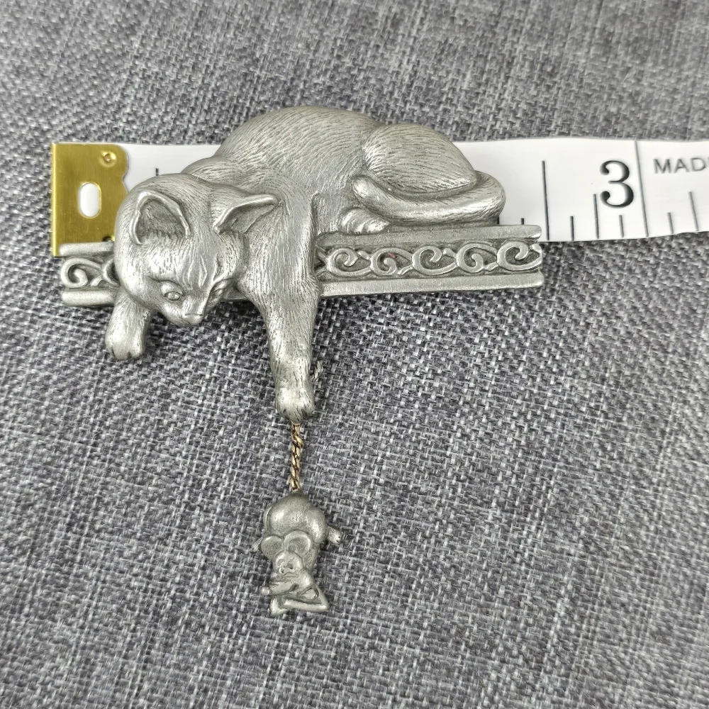Jonette Jewelry Cat and Mouse Vintage Brooch - Picture 5 of 9